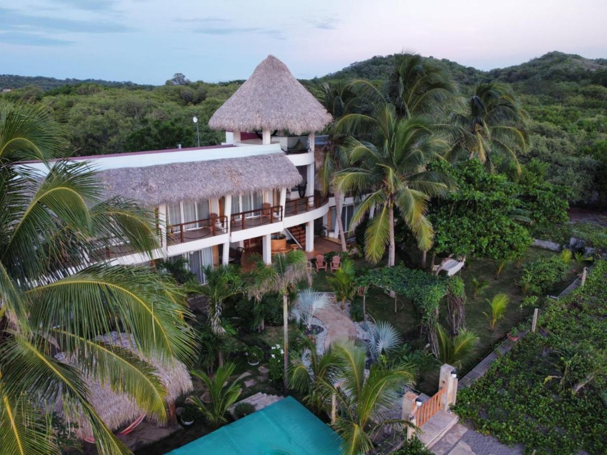 Alive Beach House Transito ภายนอก รูปภาพ