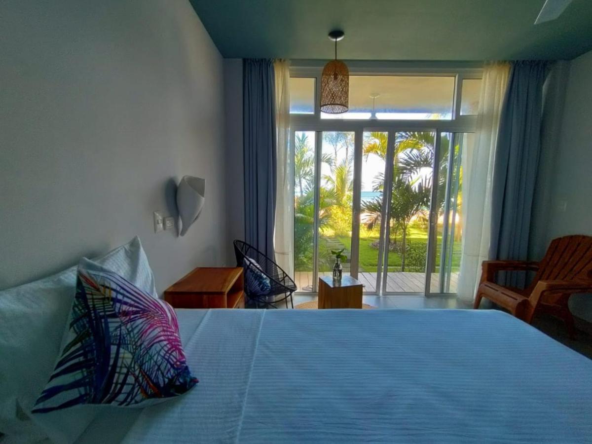 Alive Beach House Transito ภายนอก รูปภาพ