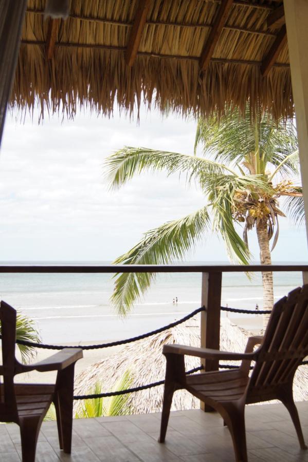 Alive Beach House Transito ภายนอก รูปภาพ