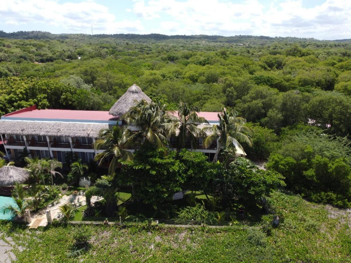 Alive Beach House Transito ภายนอก รูปภาพ