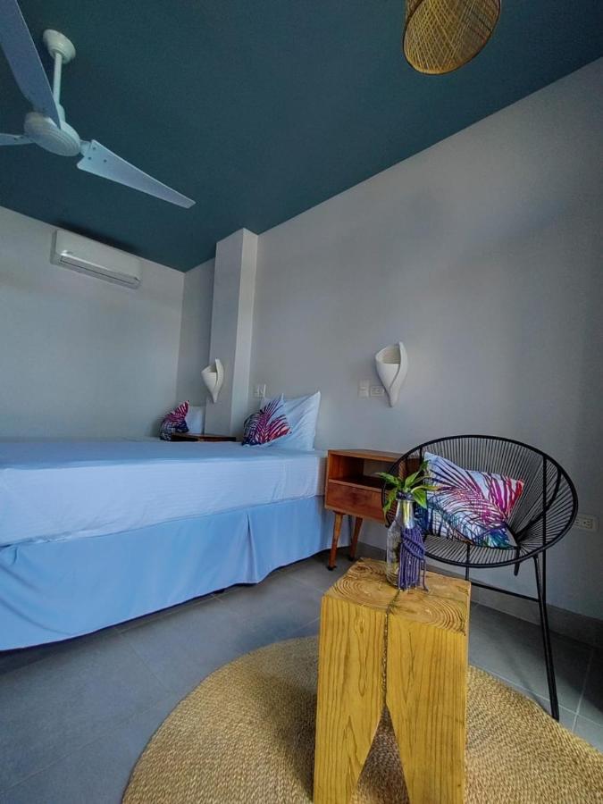 Alive Beach House Transito ภายนอก รูปภาพ