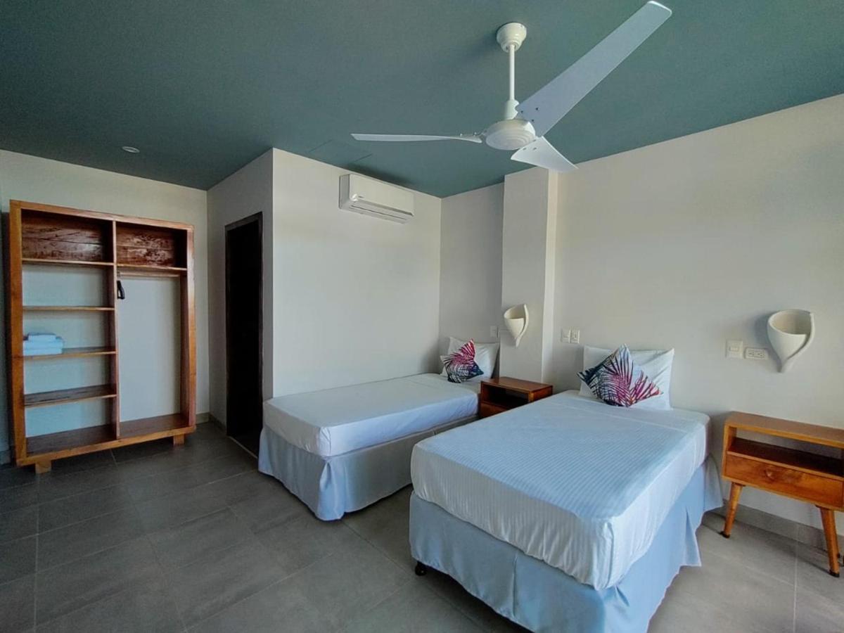 Alive Beach House Transito ภายนอก รูปภาพ
