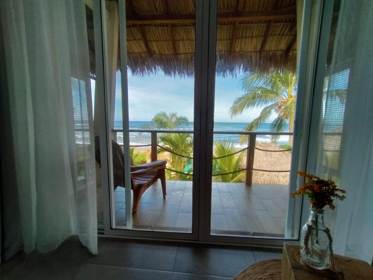 Alive Beach House Transito ภายนอก รูปภาพ