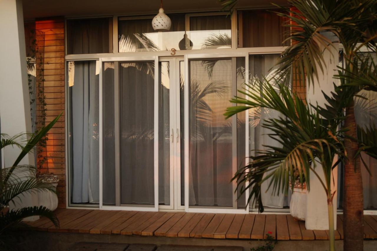 Alive Beach House Transito ภายนอก รูปภาพ