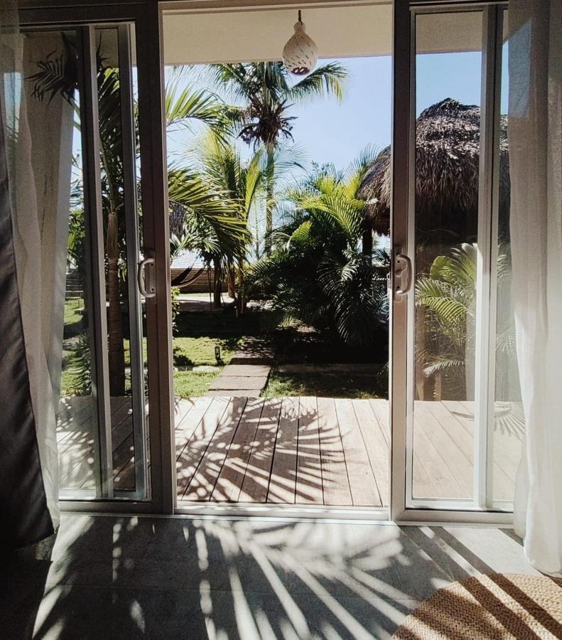 Alive Beach House Transito ภายนอก รูปภาพ