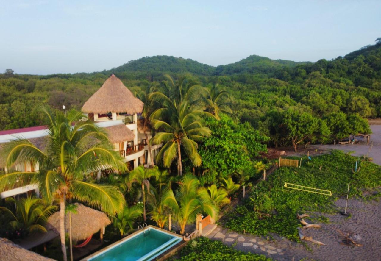 Alive Beach House Transito ภายนอก รูปภาพ
